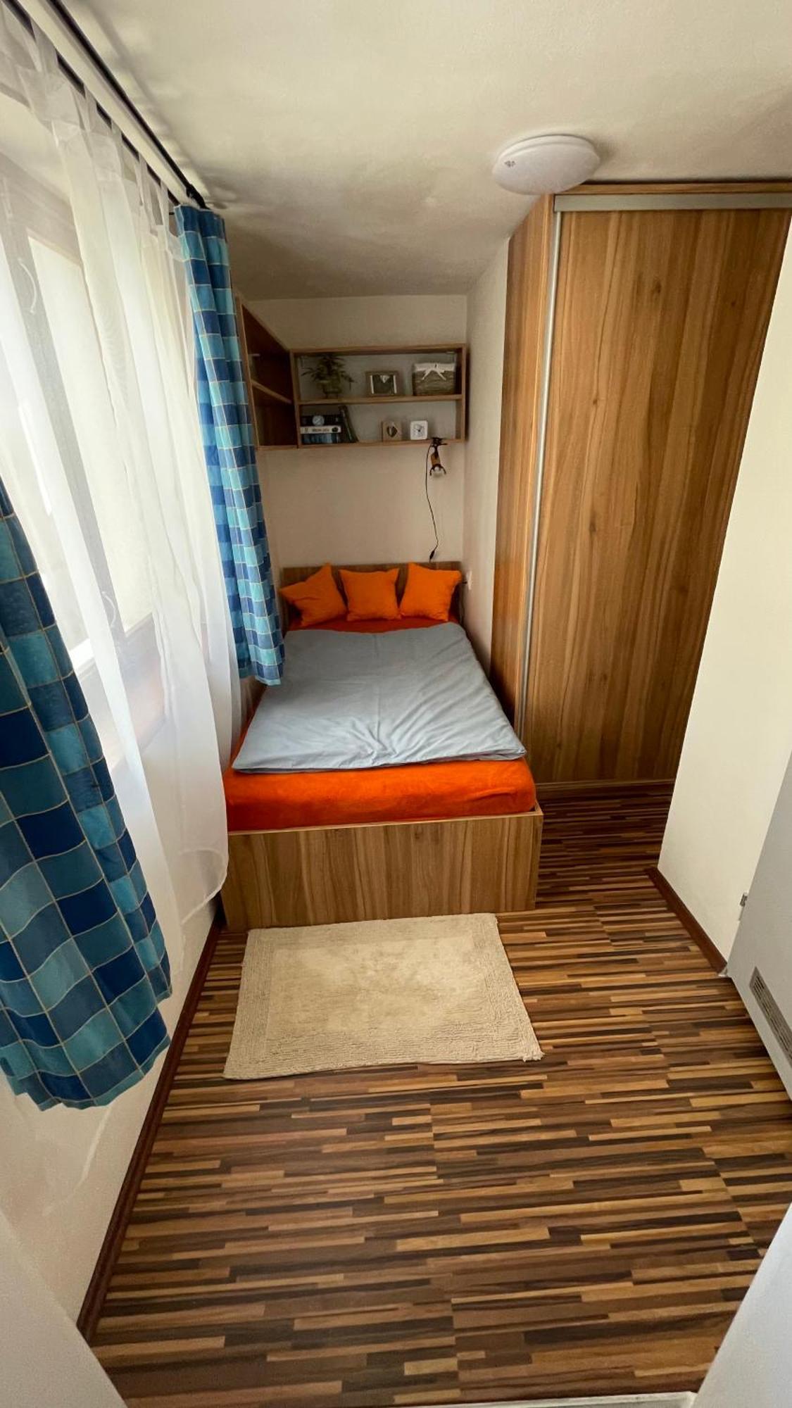 Guesthouse Trncin Mladá Boleslav エクステリア 写真